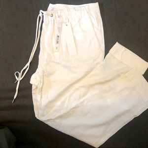 A.C.E. Stunning white drawstring pants NWT